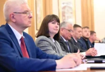 Олег Чемезов и Свердловское отделение Общества «Знание» обсуждают вызовы и планы oleg chemezov i sverdlovskoe otdelenie obshhestva znanie obsuzhdayut vyzovy i plany-news-blog-ru-174841151000-0