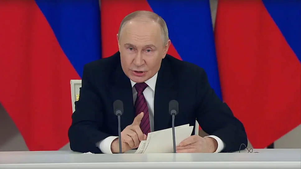 Путин заявил о ставке на Стамбульские переговоры и реакции Зеленского, Макрона и Трампа-0