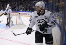 Стивен Кэмпфер завершил карьеру после успехов в КХЛ и НХЛ stiven kempfer zavershil kareru posle uspehov v khl i nhl-news-blog-ru-174808552700-0