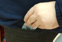 В Находке УМВД России по Приморскому краю раскрыло кражу карты жителя Южно-Морского v nahodke umvd rossii po primorskomu krayu raskrylo krazhu karty zhitelya yuzhnomorskogo-news-blog-ru-174767179600-0