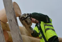 Владимир Кошелев о перспективах деревянных многоэтажек и планах Минэкономразвития России vladimir koshelev o perspektivah derevyannyh mnogoetazhek i planah minekonomrazvitiya rossii-news-blog-ru-174816300400-0