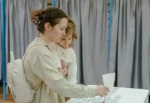 Владимир Липаев и Павел Дуров обсудили влияние Запада на выборы в Румынии vladimir lipaev i pavel durov obsudili vliyanie zapada na vybory v rumynii-news-blog-ru-174766627300-0