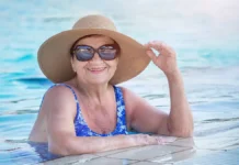 Аника Керимова и Анна Павленко делятся секретами идеального образа в купальниках 50+ anika kerimova i anna pavlenko delyatsya sekretami idealnogo obraza v kupalnikah 50-news-blog-ru-0