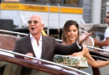 Джефф Безос и Лорен Санчес отмечают свадьбу в Венеции с гостями из мира Amazon и звезд dzheff bezos i loren sanches otmechayut svadbu v veneczii s gostyami iz mira i zvezd-news-blog-ru-0