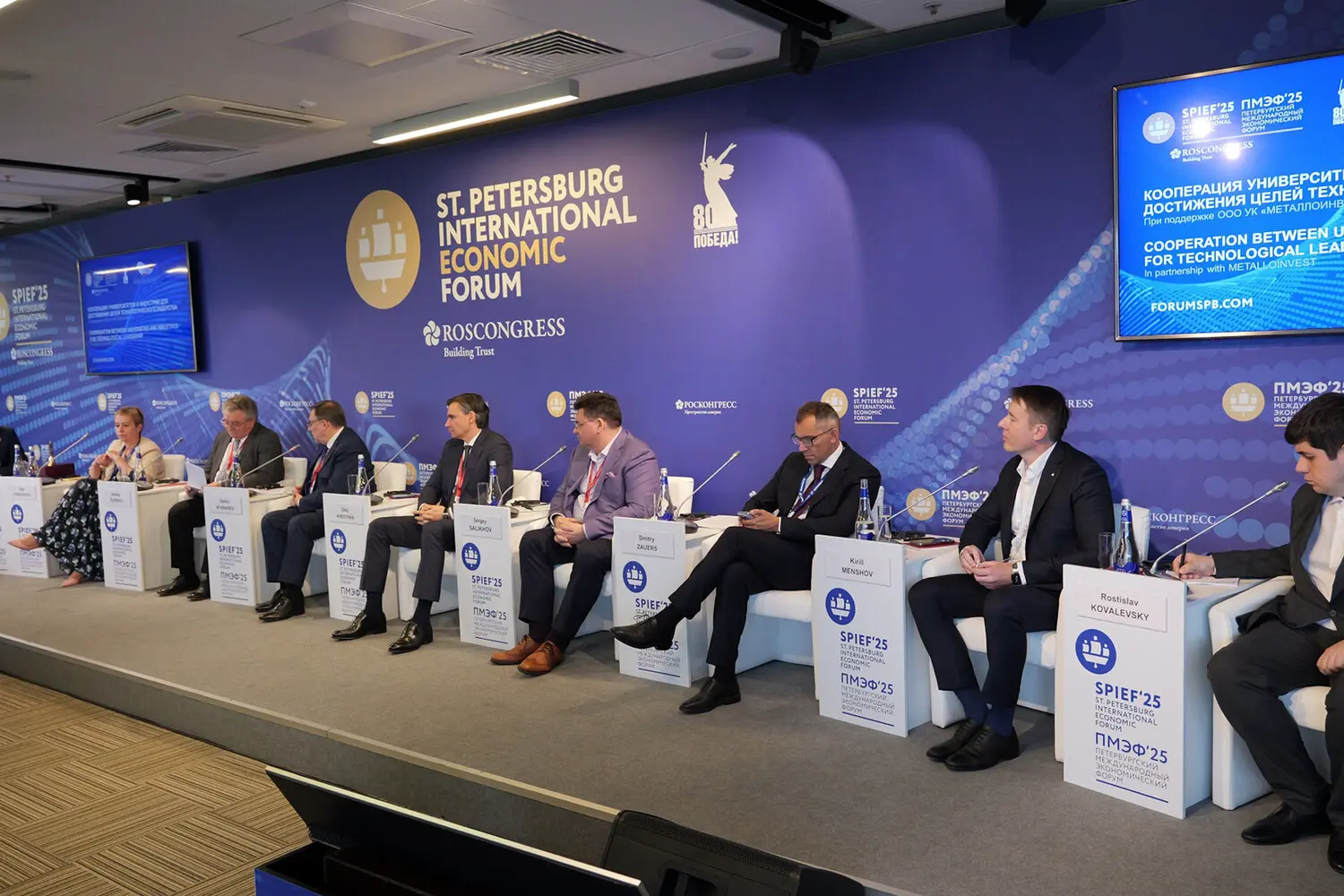 Кирилл Меньшов из Сбера рассказал, как ИИ и СберУниверситет меняют образование и карьеру-0