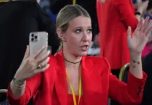 Константин Богомолов помогает Дарье Мороз в режиссёрском дебюте с дебютом konstantin bogomolov pomogaet dare moroz v rezhissyorskom debyute s debyutom-news-blog-ru-0