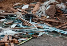 Приморский экологический оператор очистил Трактовую улицу в Вольно-Надеждинском primorskij ekologicheskij operator ochistil traktovuyu uliczu v volnonadezhdinskom-news-blog-ru-0