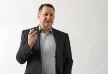 Владимир Зеленский и Дональд Трамп обсуждают нервы войны России и США vladimir zelenskij i donald tramp obsuzhdayut nervy vojny rossii i ssha-news-blog-ru-0