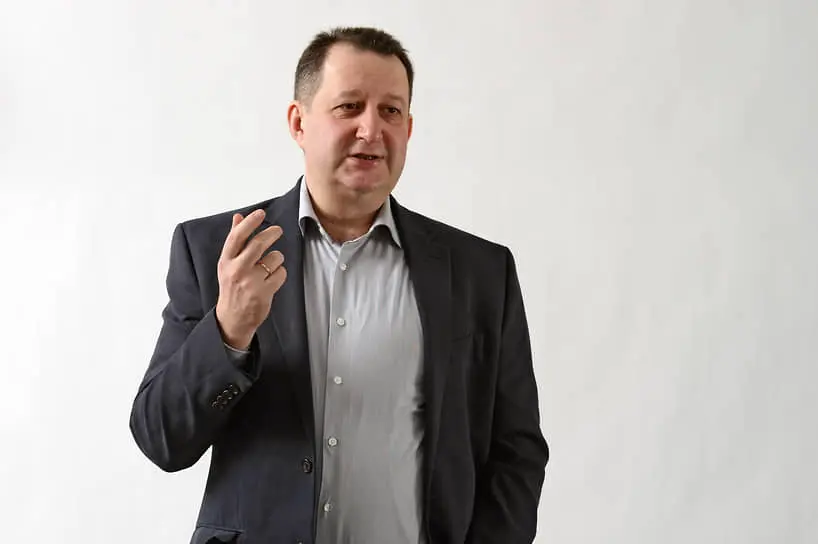 Владимир Зеленский и Дональд Трамп обсуждают нервы войны России и США-0