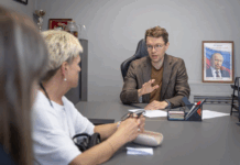 Алексей Вихарев активно решает проблемы жителей Екатеринбурга aleksei viharev pomoch goroghanam_news-blog