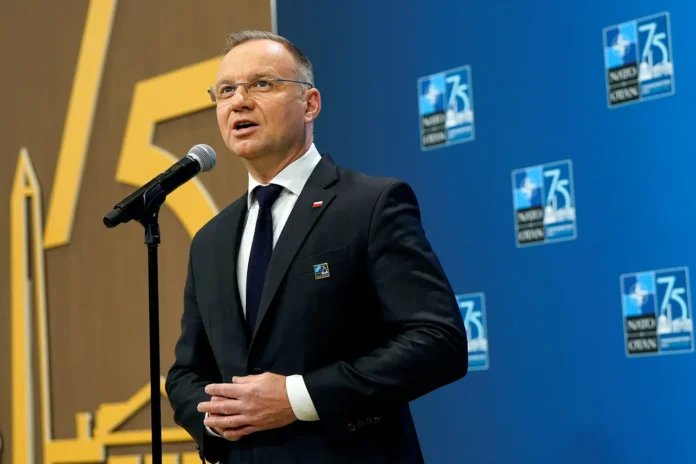 andzhej duda i donald tusk formiruyut novoe pravitelstvo polshi-news-blog-ru-0