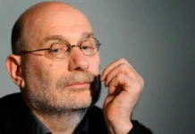 Борис Акунин и дело о пранкерах привлекли внимание Следственного комитета РФ boris akunin i delo o prankerah privlekli vnimanie sledstvennogo komiteta rf-news-blog-ru-0