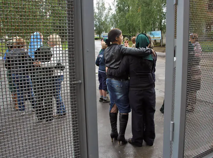 Госдума обсуждает обновление прав родителей и перспективу вольных свиданий в СИЗО-0