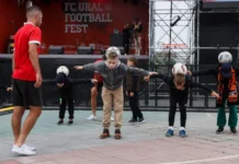 На фестивале Урал Футбол Фест встретятся ФК Урал, Мостовой и артисты na festivale ural futbol fest vstretyatsya fk ural mostovoj i artisty-news-blog-ru-0