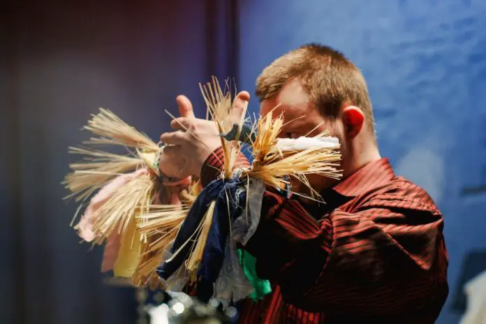 Праздничное событие в Верх-Нейвинском организуют Екатерина Юркова и Ирина Лядова-0