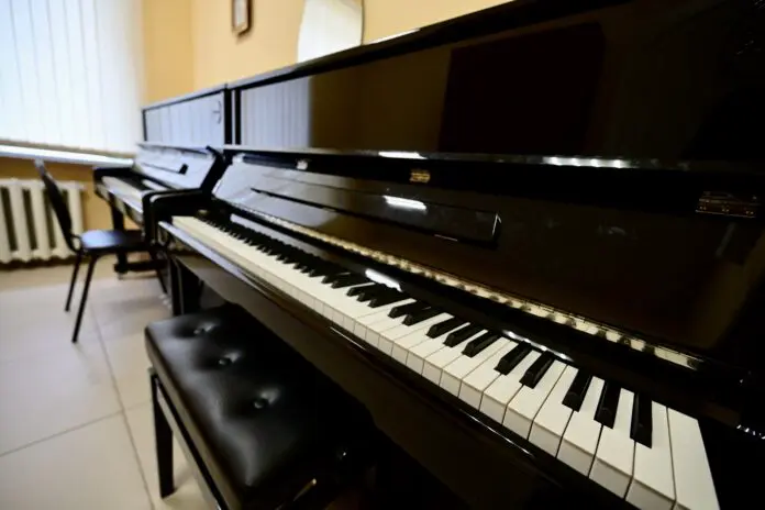 Октябрьский район Екатеринбурга встретит будущие таланты в обновленных культурных центрах-0