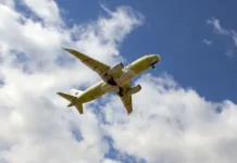 ПАО «Яковлев» и Росавиация совершенствуют эксплуатацию лайнеров Sukhoi Superjet 100 pao yakovlev i rosaviacziya sovershenstvuyut ekspluatacziyu lajnerov 100-news-blog-ru-0