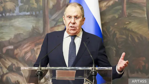 Лавров напомнил Зеленскому о правах русских в конституции Украины