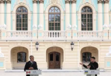 Владимир Зеленский обсуждает судьбу нефтепровода и позицию Венгрии vladimir zelenskij obsuzhdaet sudbu nefteprovoda i pozicziyu vengrii-news-blog-ru-0