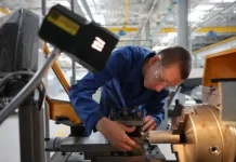 andrej kladov o perspektivah professij na zavodah dlya operatorov chpu svarshhikov i slesarej-news-blog-ru-0