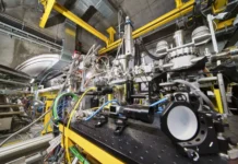 Новые горизонты моделирования ускорения электронов с AWAKE, ЦЕРН и ИЯФ СО РАН novye gorizonty modelirovaniya uskoreniya elektronov s czern i iyaf so ran-news-blog-ru-0