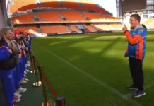 Сергей Карякин зарядил энергией участников «Поезда Героев» в Екатеринбурге! sergej karyakin zaryadil energiej uchastnikov poezda geroev v ekaterinburge-news-blog-ru-0