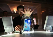 Спрос на Apple iPhone 17 Pro Max растет в России, рекорды предзаказов spros na 17 rastet v rossii rekordy predzakazov-news-blog-ru-0