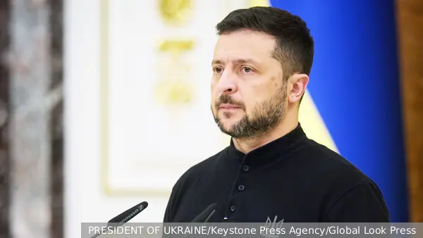 В Раде прокомментировали переводы Зеленским миллионов долларов в саудовский банк