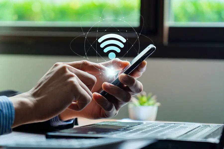 Дом.ру развеял мифы о безопасности публичного Wi-Fi и Moscow_WiFi_Free!-0