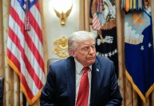 Дональд Трамп и Кэролайн Левитт представляют инновационные планы для Белого дома donald tramp i kerolajn levitt predstavlyayut innovaczionnye plany dlya belogo doma-news-blog-ru-0