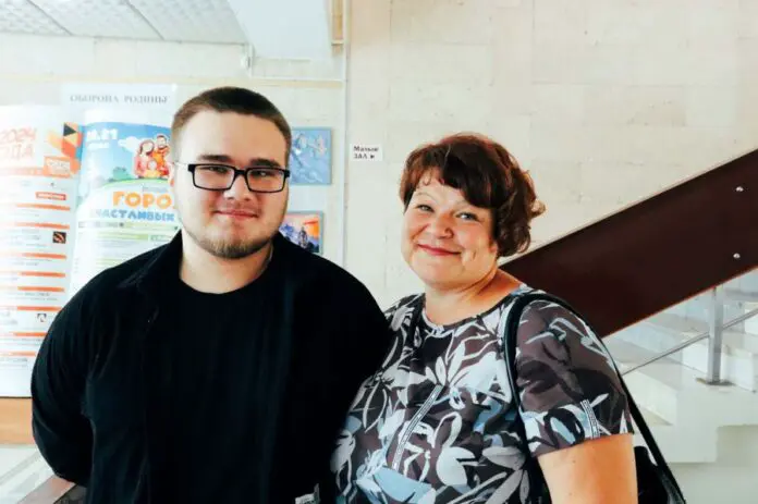 Исаевы — Мишкины прославляют Уральский алюминиевый завод на фестивале династий-0