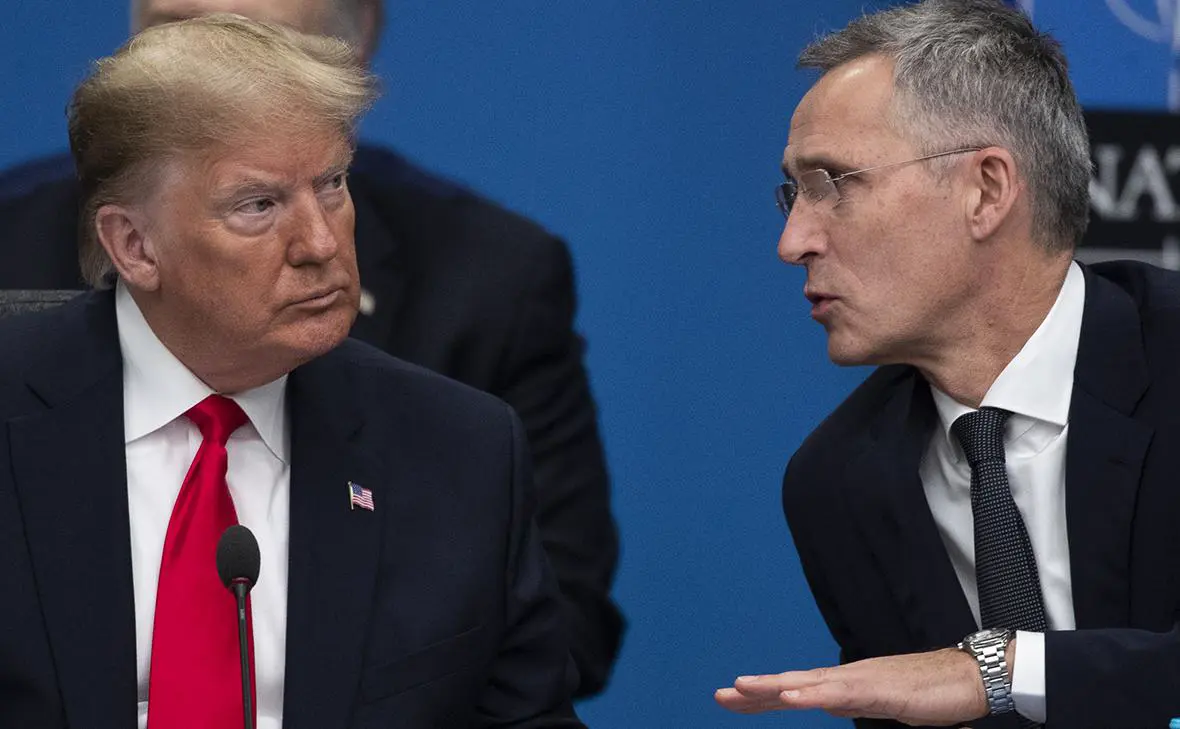 Дональд Трамп и Йенс Столтенберг (Dan Kitwood / Getty Images)