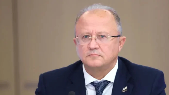 mihail fedyaev obyavlyaet o vozobnovlenii raboty shahty listvyazhnaya v kemerovo-news-blog-ru-0