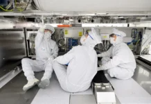 Нидерланды вводят новые правила для полупроводниковой индустрии ASML и Китая niderlandy vvodyat novye pravila dlya poluprovodnikovoj industrii i kitaya-news-blog-ru-0