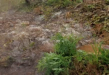 brigady primvodokanala operativno ustranyayut poryv truby v mikrorajone snegovaya pad-news-blog-ru-0