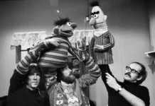 Дэнни Сигрен стал первым Человеком-пауком и мастером Улицы Сезам denni sigren stal pervym chelovekompaukom i masterom uliczy sezam-news-blog-ru-0