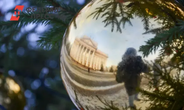 Дмитрий Титов объясняет, как выбрать подарки на Новый год без стресса-0