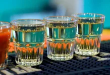 Эксперт клиники Алкомед раскрыл важное правило о сочетании таблеток и вина ekspert kliniki alkomed raskryl vazhnoe pravilo o sochetanii tabletok i vina-news-blog-ru-0