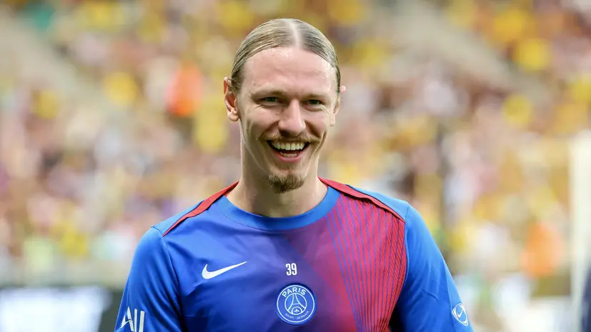 ПСЖ разрешил Сафонову провести несколько дней с семьей в России