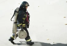 МЧС России быстро ликвидировало пожар в Radisson Blue Олимпийский и Azimut mchs rossii bystro likvidirovalo pozhar v olimpijskij i -news-blog-ru-0