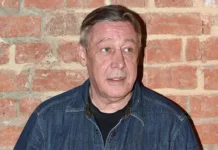 Михаил Ефремов и Софья Кругликова завершили раздел имущества mihail efremov i sofya kruglikova zavershili razdel imushhestva-news-blog-ru-0