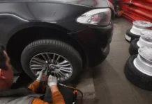 Петр Баканов объясняет, когда менять шипованные шины для безопасной езды petr bakanov obyasnyaet kogda menyat shipovannye shiny dlya bezopasnoj ezdy-news-blog-ru-0