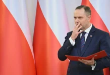 Польский сейм отвергает инициативу президента по символике ОУН-УПА и Бандеры polskij sejm otvergaet inicziativu prezidenta po simvolike ounupa i bandery-news-blog-ru-0