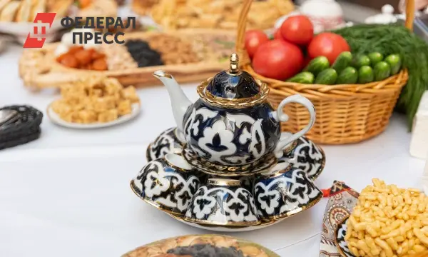 Сравнение цен и традиций чайной церемонии в Перми, Москве и Санкт-Петербурге-0