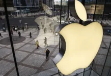 Тим Кук и Apple отмечают историческую победу, поскольку iPhone обгоняет Samsung tim kuk i otmechayut istoricheskuyu pobedu poskolku obgonyaet -news-blog-ru-0