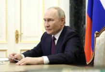 Владимир Путин одобрил бюджет России на три года по предложению Минфина vladimir putin odobril byudzhet rossii na tri goda po predlozheniyu minfina-news-blog-ru-0