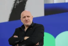 Захар Прилепин возглавил добровольческий корпус в зоне СВО по контракту с Минобороны zahar prilepin vozglavil dobrovolcheskij korpus v zone svo po kontraktu s minoborony-news-blog-ru-0