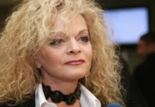 Адвокат Пухова сообщил о готовности Ларисы Долиной передать ключи Полине Лурье advokat puhova soobshhil o gotovnosti larisy dolinoj peredat klyuchi poline lure-news-blog-ru-0