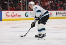 Даниил Бут стал героем «Юты Маммот», забив в матче с «Нью-Джерси Девилз» daniil but stal geroem yuty mammot zabiv v matche s nyudzhersi devilz-news-blog-ru-0