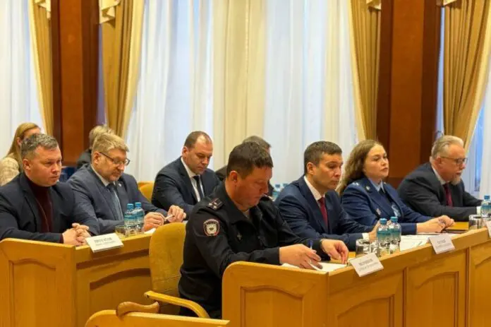 Денис Паслер и Василий Козлов способствуют укреплению единства в Свердловской области-0